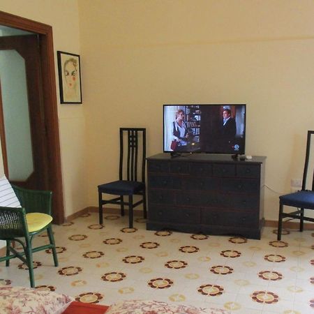 Resort Giardino Degli Aranci - Casa Lisca Baronissi Kültér fotó