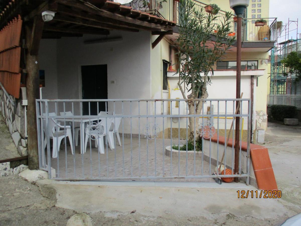 Resort Giardino Degli Aranci - Casa Lisca Baronissi Kültér fotó