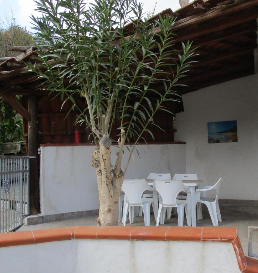 Resort Giardino Degli Aranci - Casa Lisca Baronissi Kültér fotó